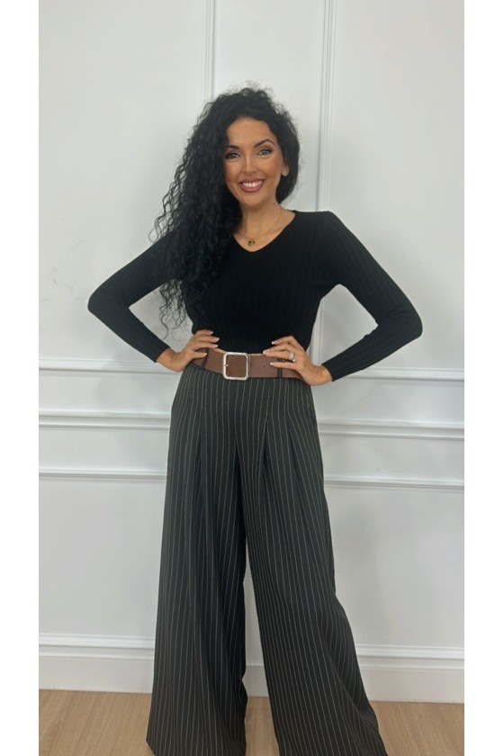 Pantalón pata ancha rayas con cinturón