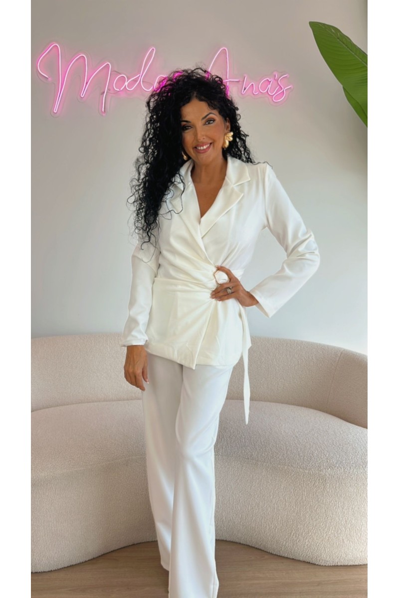 traje chaqueta abril