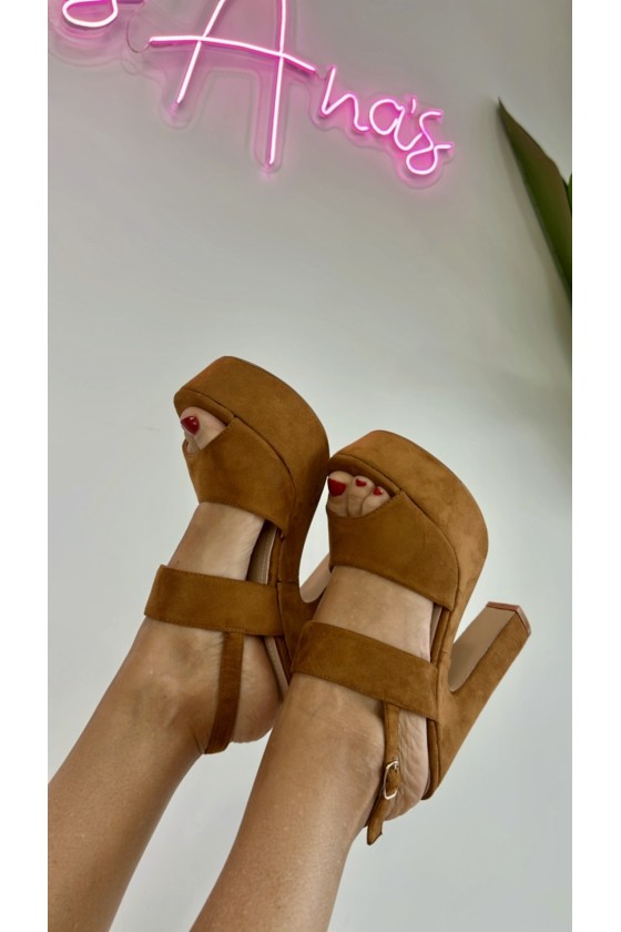 Sandalias promoción camel 6207ca
